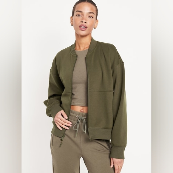 Old Navy Jackets & Blazers - Old Navy Active Dynamic Fleece Bomber Jacket in Heritage Green Size M Petite